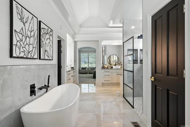 67 Chenal Circle, Little Rock, AR 72223