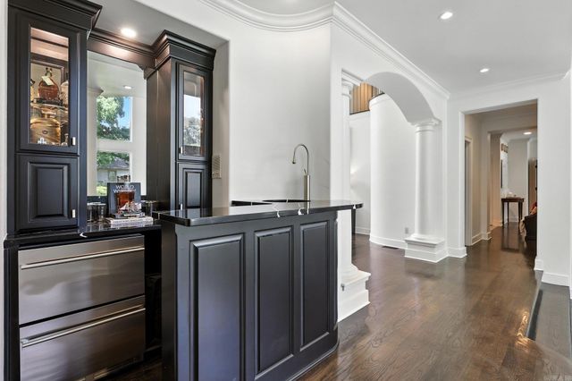 67 Chenal Circle, Little Rock, AR 72223