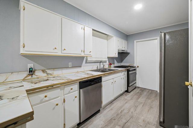 1216 S Stacy Ave, Gonzales, LA 70737
