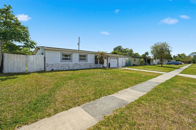 5922 MALCROSS DRIVE, Orlando, FL 32812