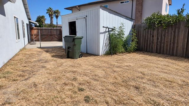 6903 Mesa Grande Ct, Sacramento, CA 95828