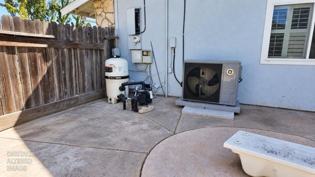 6903 Mesa Grande Ct, Sacramento, CA 95828