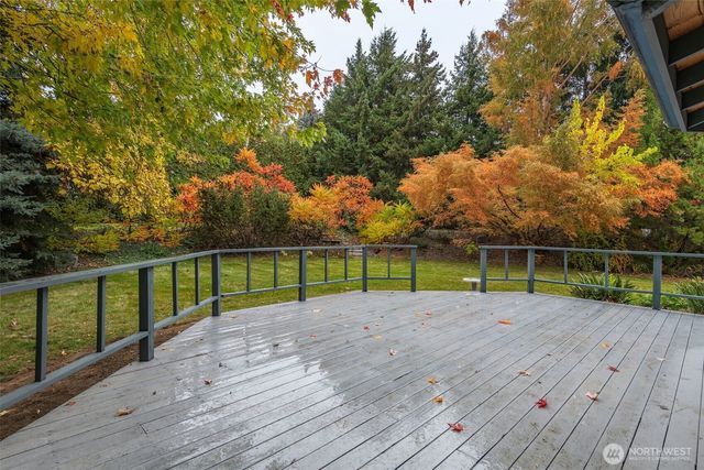 1819 6th Street SE, East Wenatchee, WA 98802