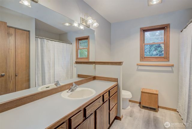 1819 6th Street SE, East Wenatchee, WA 98802