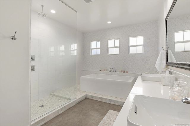 869 Channel Island Drive, Encinitas, CA 92024