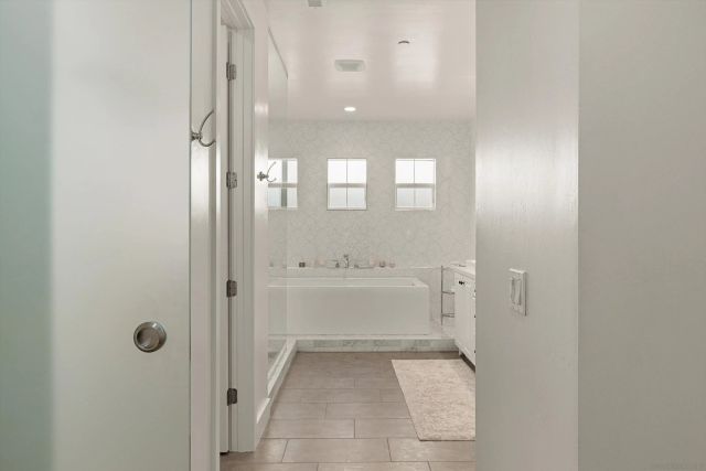 869 Channel Island Drive, Encinitas, CA 92024