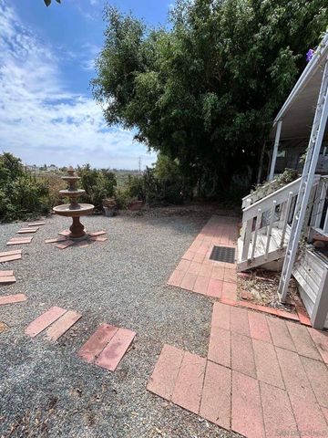 2750 Wheatstone 26, San Diego, CA 92111