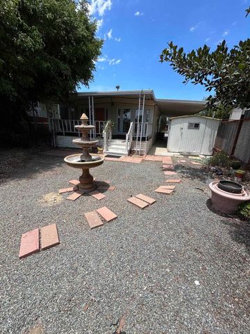 2750 Wheatstone 26, San Diego, CA 92111