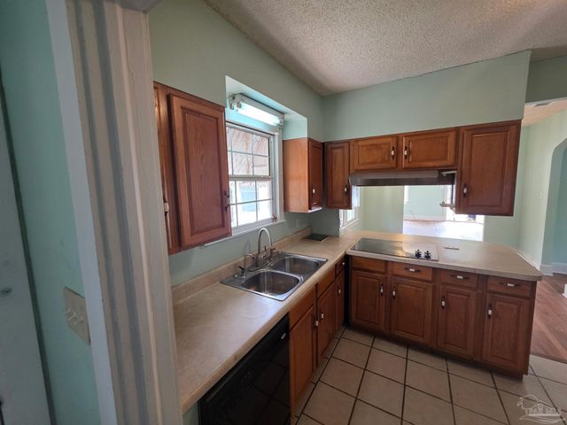 3624 W Jackson St, Pensacola, FL 32505