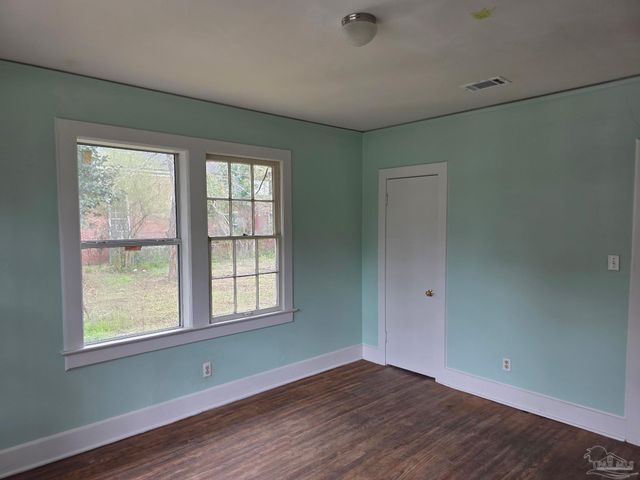 3624 W Jackson St, Pensacola, FL 32505