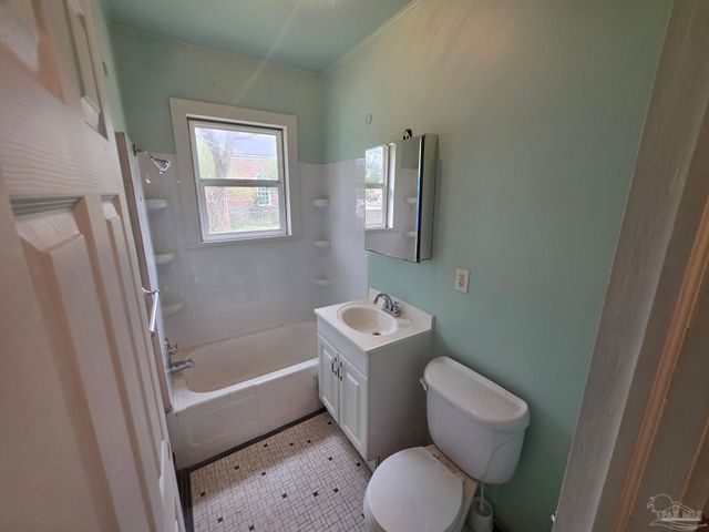 3624 W Jackson St, Pensacola, FL 32505