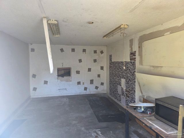 3624 W Jackson St, Pensacola, FL 32505