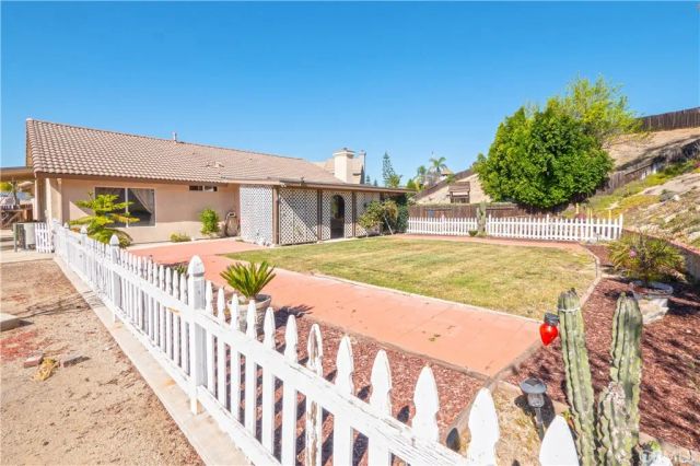22894 Brighton Court, Wildomar, CA 92595