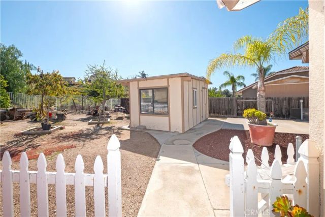 22894 Brighton Court, Wildomar, CA 92595