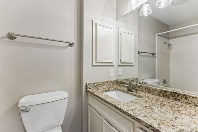 16806 Brookwood, San Antonio, TX 78248