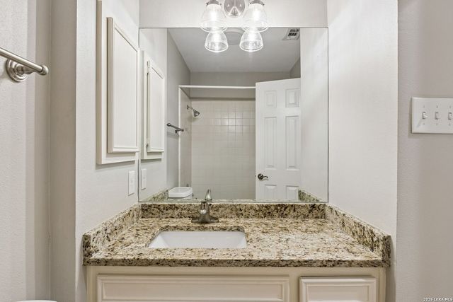 16806 Brookwood, San Antonio, TX 78248
