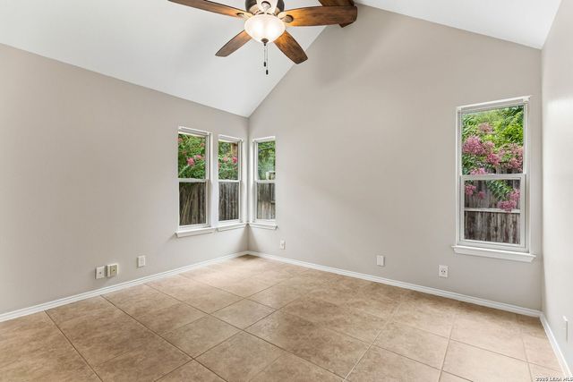 16806 Brookwood, San Antonio, TX 78248