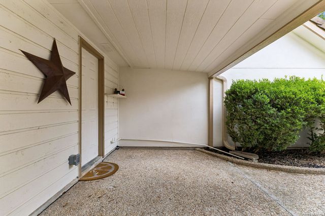 16806 Brookwood, San Antonio, TX 78248