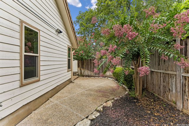 16806 Brookwood, San Antonio, TX 78248