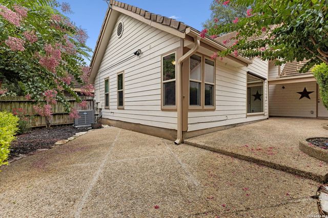 16806 Brookwood, San Antonio, TX 78248
