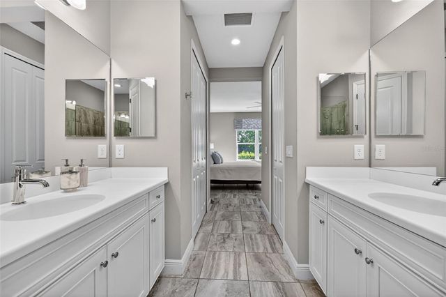 4412 STAR APPLE TERRACE, Bradenton, FL 34203