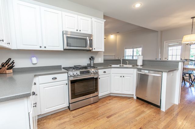 122 Buckhaven Dr, Hendersonville, TN 37075