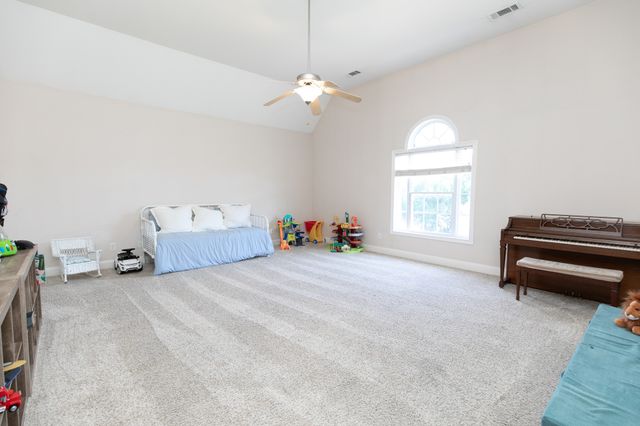 122 Buckhaven Dr, Hendersonville, TN 37075