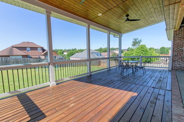 122 Buckhaven Dr, Hendersonville, TN 37075
