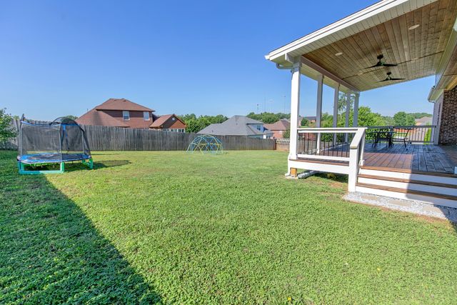 122 Buckhaven Dr, Hendersonville, TN 37075
