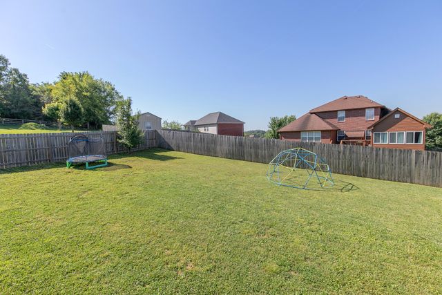 122 Buckhaven Dr, Hendersonville, TN 37075