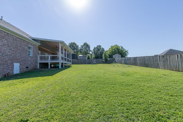 122 Buckhaven Dr, Hendersonville, TN 37075