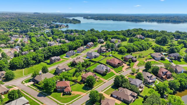 122 Buckhaven Dr, Hendersonville, TN 37075