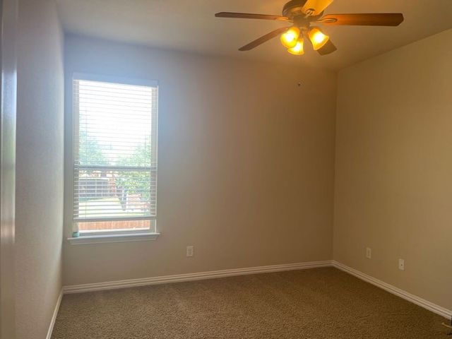 2444 Sunderland Lane, Lewisville, TX 75067