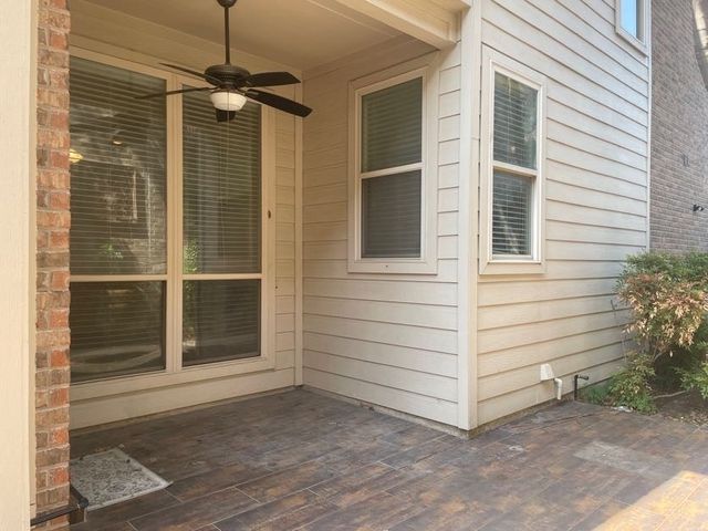 2444 Sunderland Lane, Lewisville, TX 75067