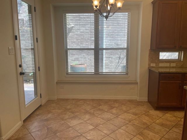 2444 Sunderland Lane, Lewisville, TX 75067