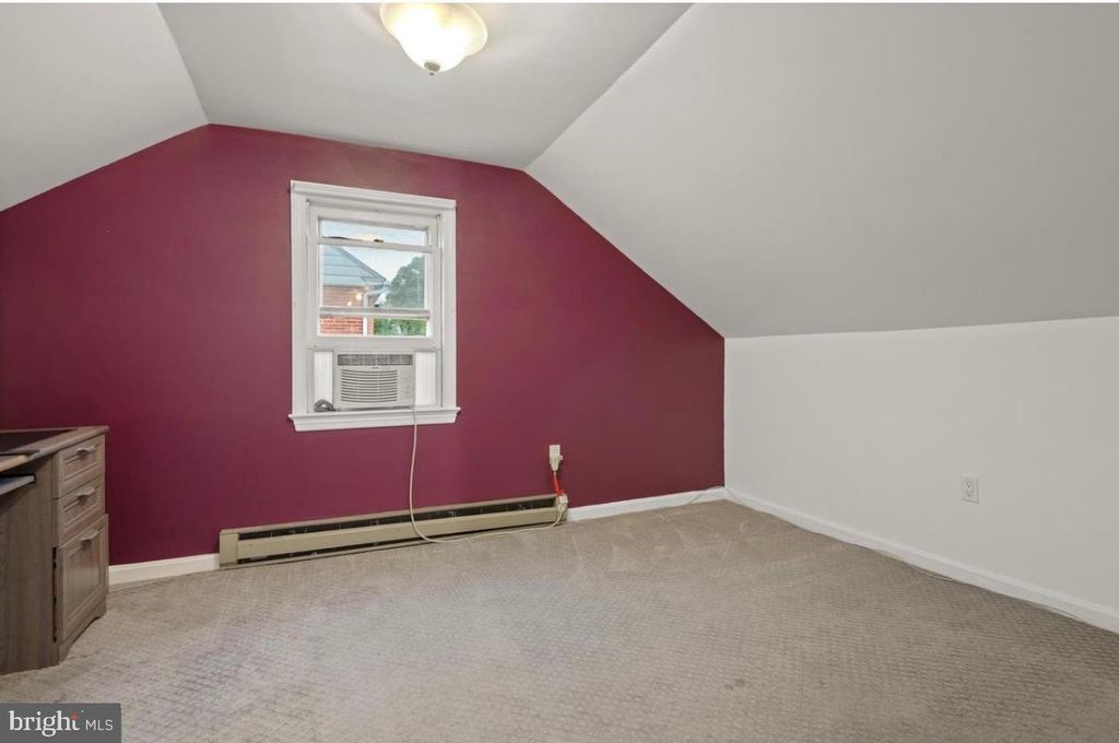 923 ROHRERSTOWN RD, Lancaster, PA 17601