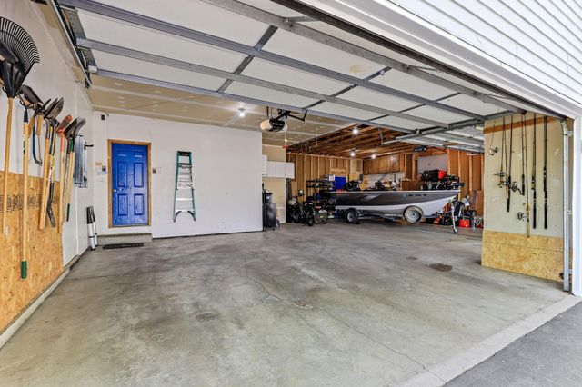 13905 W Virginia Avenue, Savage, MN 55378
