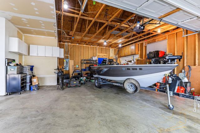13905 W Virginia Avenue, Savage, MN 55378