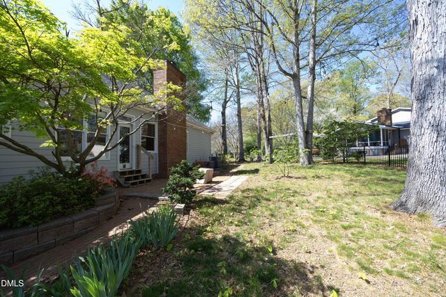 1427 Moosecreek Drive, Raleigh, NC 27614