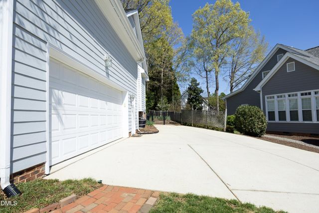 1427 Moosecreek Drive, Raleigh, NC 27614