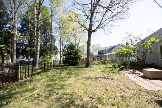 1427 Moosecreek Drive, Raleigh, NC 27614