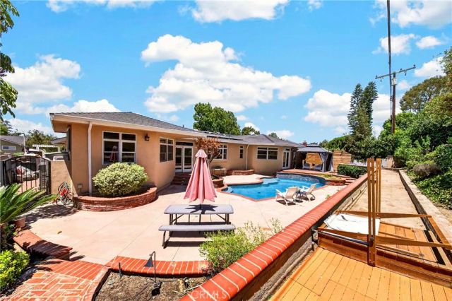 2816 Woodbine Avenue, Fullerton, CA 92835