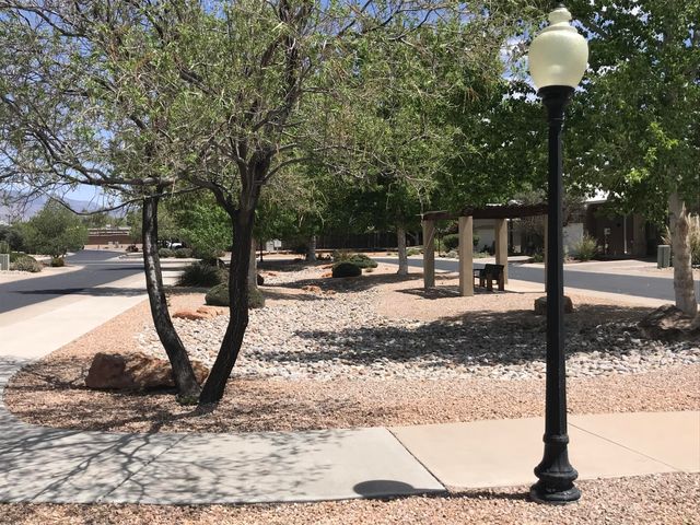 1835 Calle Barbarita NW, Albuquerque, NM 87107