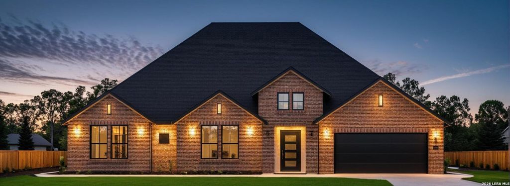 286 Firewheel Loop, Floresville, TX 78114