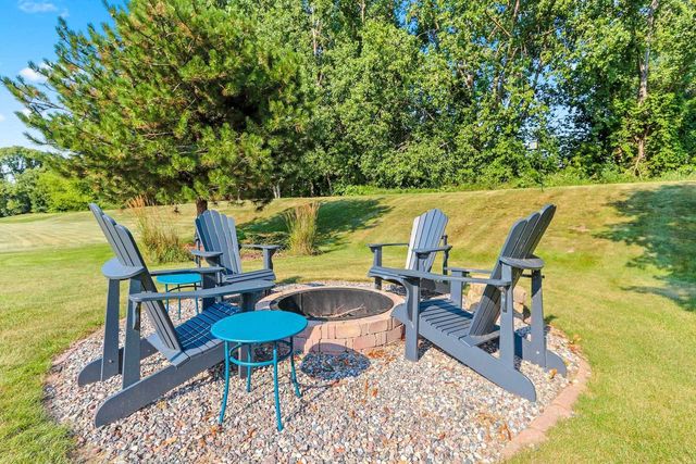 3110 SEAFARER WAY, Suamico, WI 54173