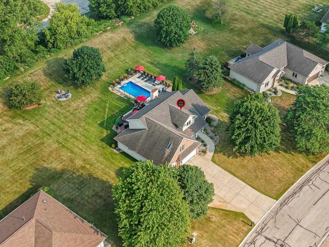 3110 SEAFARER WAY, Suamico, WI 54173