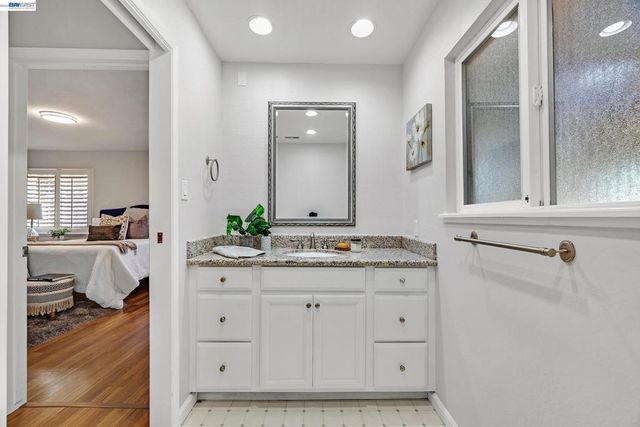879 Via Seville, Livermore, CA 94550