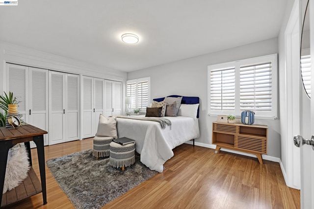 879 Via Seville, Livermore, CA 94550