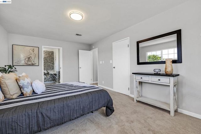 879 Via Seville, Livermore, CA 94550