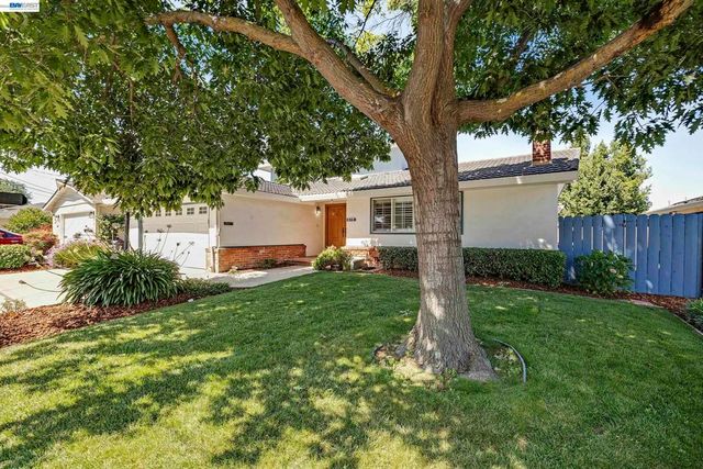 879 Via Seville, Livermore, CA 94550